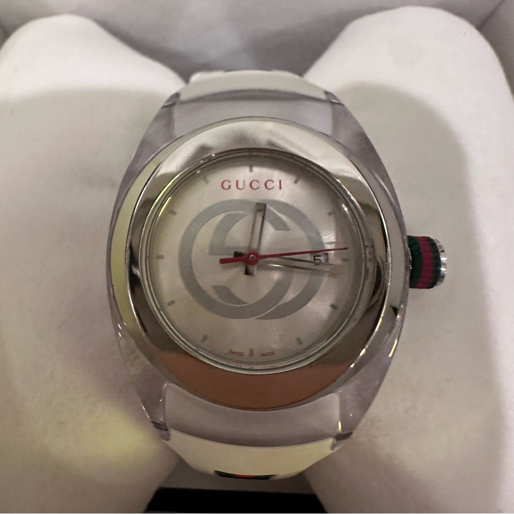 Gucci Sync Sport Watch with White Rubber Logo Band Unisex Stainless Steel - Picture 3 of 16